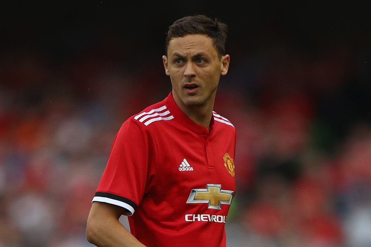 错穿球衣 错穿球衣